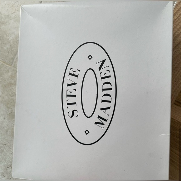 Black Leather Women's Boots - Picture 5 of 6